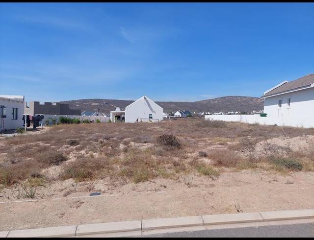 LAND FOR SALE IN HARBOUR LIGHTS